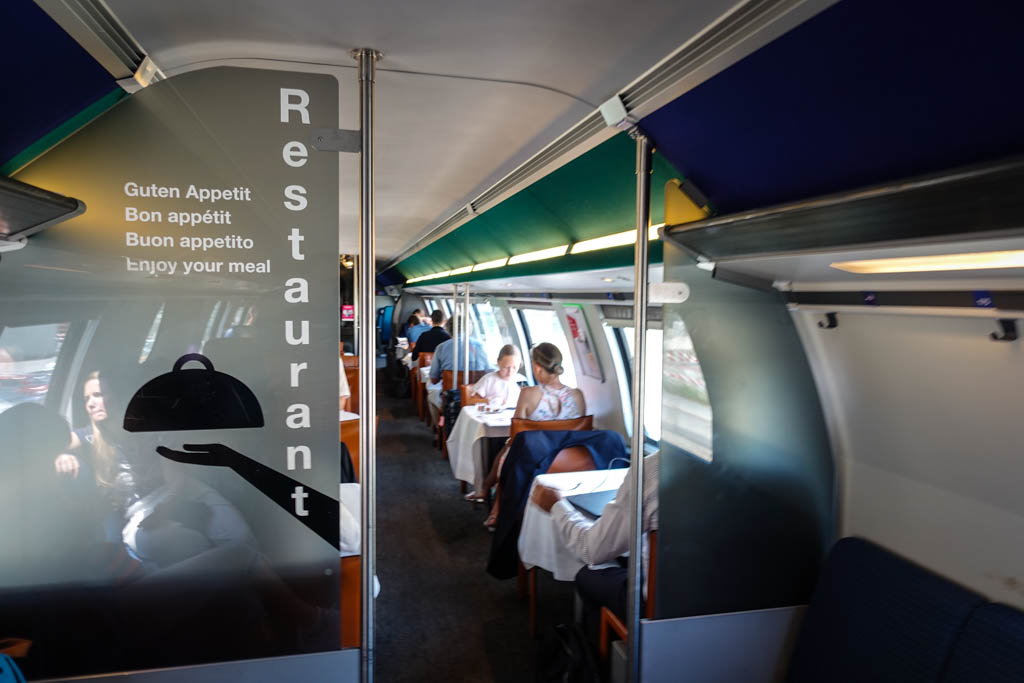 За что железную дорогу в Швейцарии считают одной из лучших в Европе За что железную дорогу в Швейцарии считают одной из лучших в Европе путешествия