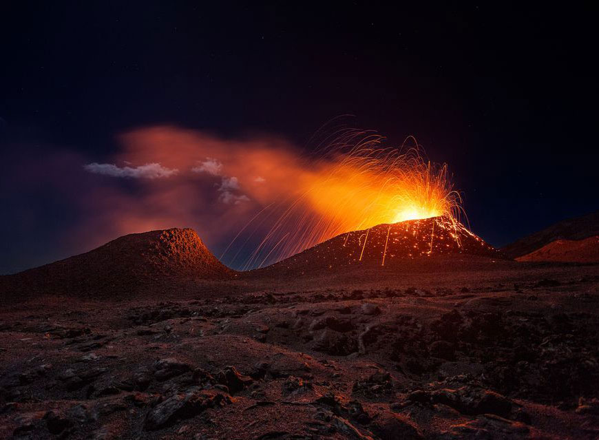 Последнее извержение вулкана Питон-де-ла-Фурнез