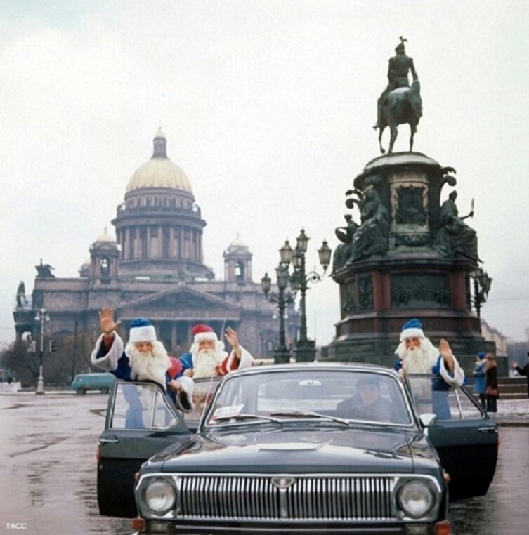 1970-е и первая половина 1980-х годов были самым спокойным временем в истории СССР и хотя его и называют «застоем», это совсем не так.-8