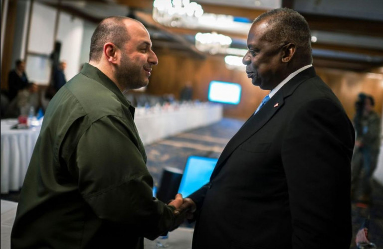 УКРАИНУ ПРОДОЛЖАЮТ НАКАЧИВАТЬ ОРУЖЕЙНЫМ ХЛАМОМ