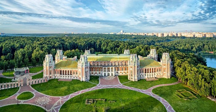 10 резиденций российских императоров, которые поражают своей роскошью 