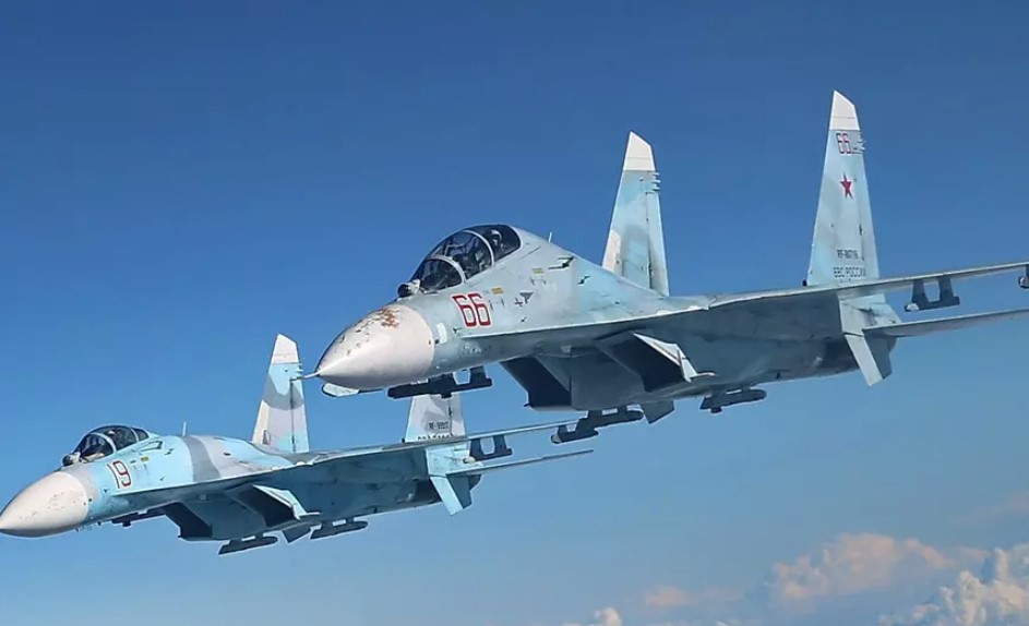 За то что "свинячат" на Украине! Российские "Сушки" разбомбили американскую военную базу