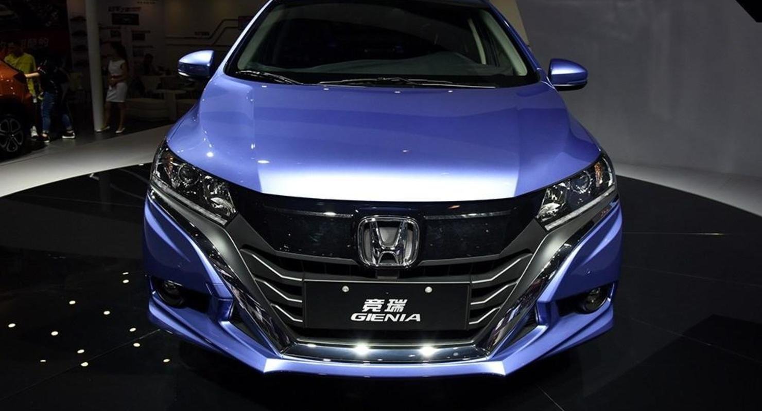 Honda Gienia — компактный лифтбек-кроссовер для Поднебесной
