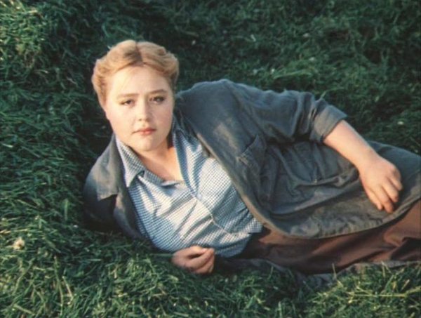 Татьяна Агафонова в фильме "Трава зелена" (1987)