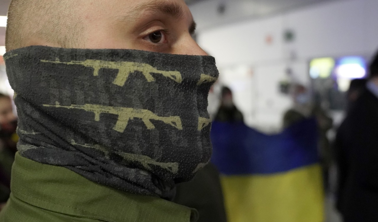 Украинцы убежали. Европейцы против Украины. Журналисты Украины. Шведские журналисты в Украине.