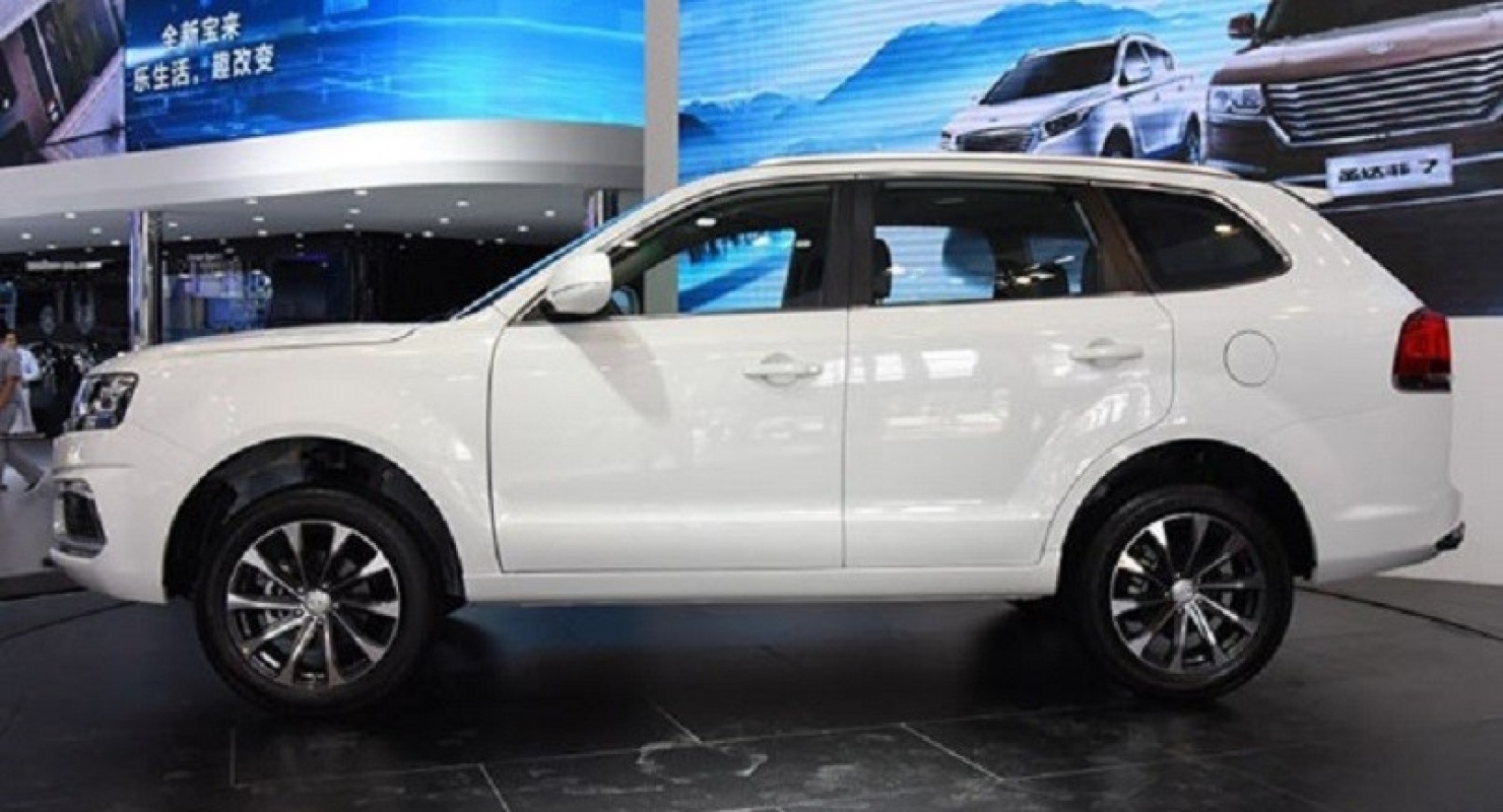 Hyundai отзывает 26 тысяч автомобилей из-за лобового стекла в США