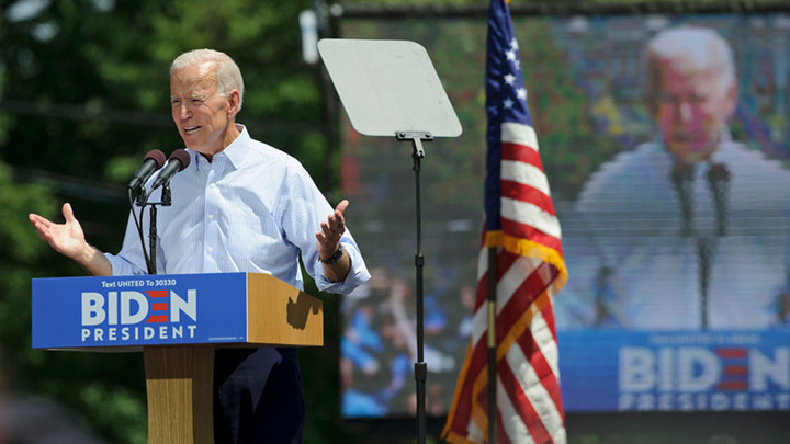 ТАЙНЫЕ СМЫСЛЫ ИЗ ДРУГОГО МИРА: БАЙДЕН ПОГОВОРИЛ С КОРОЛЕВОЙ