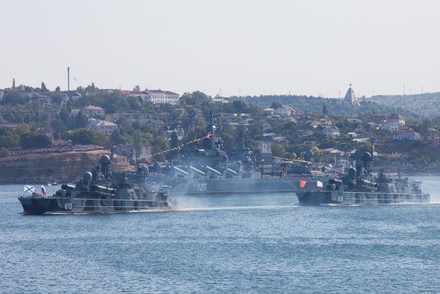 Корабли Черноморского флота в Севастополе