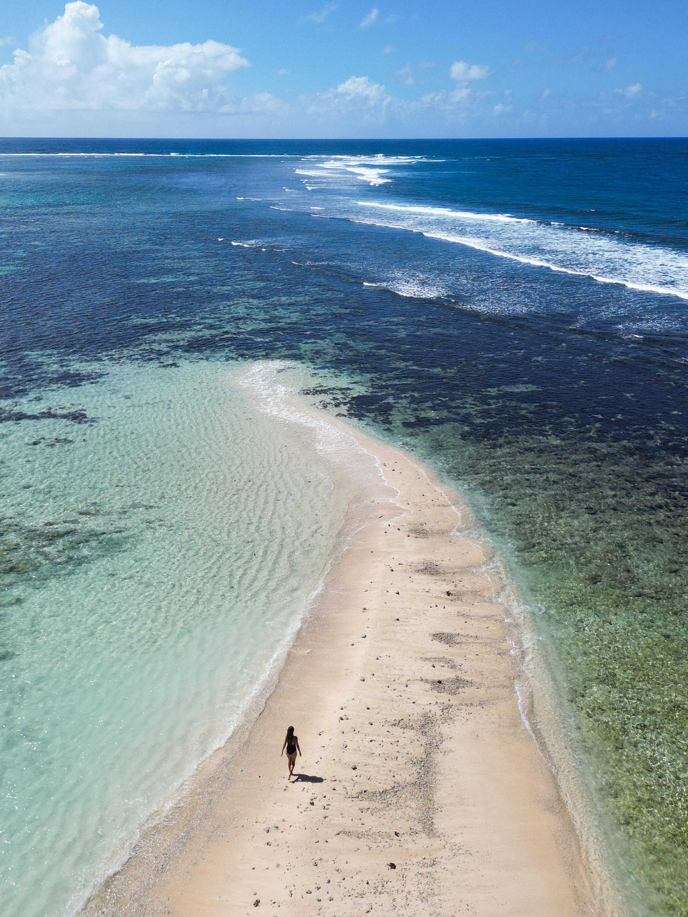 Победить стресс, подружиться с черепахой и прикоснуться к Луне: чем заняться в отпуске в апреле 2026 можно, делать, Beach, посмотреть, стоит, Maldives, поесть, здесь, который, просто, Sugar, Grand, звездами, острове, Главное, Tremezzo, программу, Ambre, курорте, Hotel