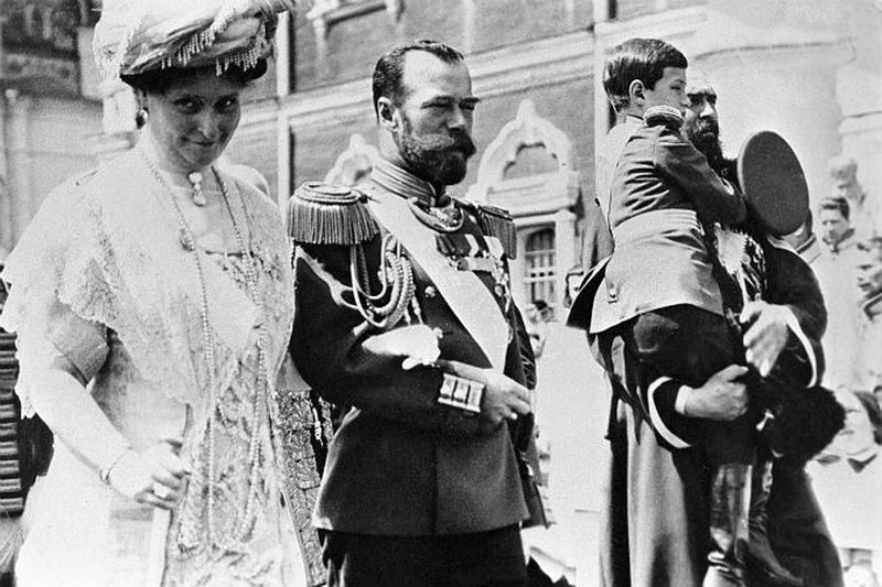 "Под царственным покровом": 150-летие Николая II отмечать всем ynews, Царь, акция, николай ii