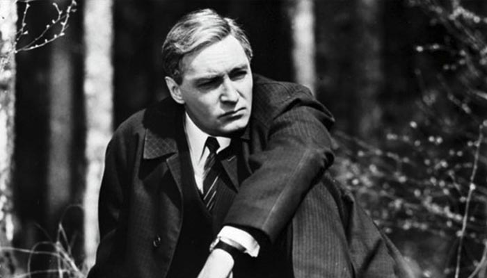 Шесть младенцев и актерские «бзики»: Как создавали главный советский фильм о разведчике