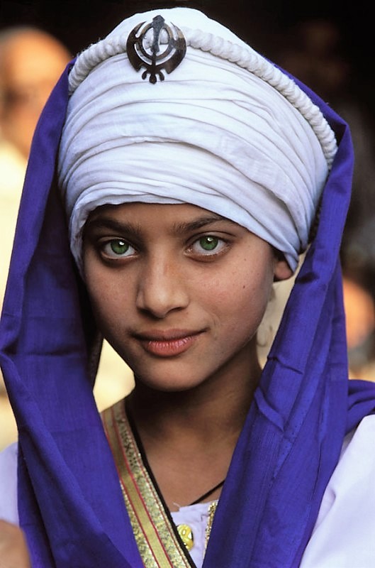 Кто такие индийские сикхи? Кто такие индийские сикхи? индия,сикхизм