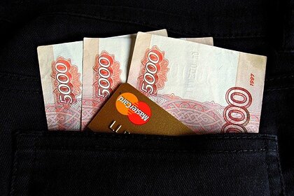 Российский чиновник пожаловался на нежелание людей работать за 15 тысяч рублей Экономика