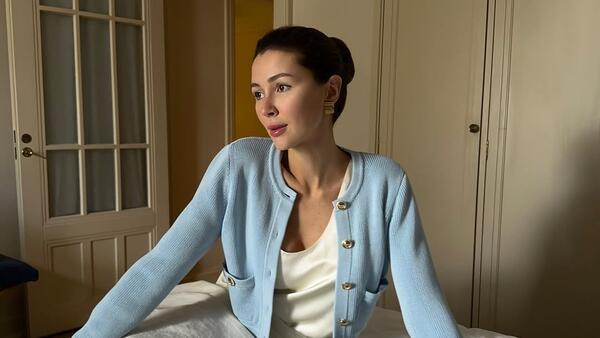 Семья и друзья простились с недавно родившей Заворотнюк — дальше тянуть было нельзя - похожая новость на Toplenta