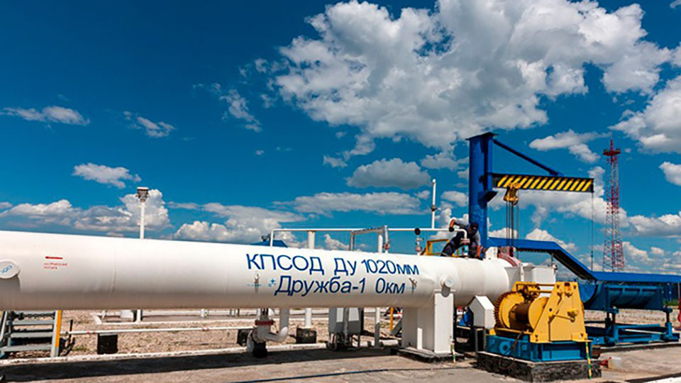 Стало известно, кто и зачем пустил в «Дружбу» загрязнённую нефть, из-за чего был громкий скандал