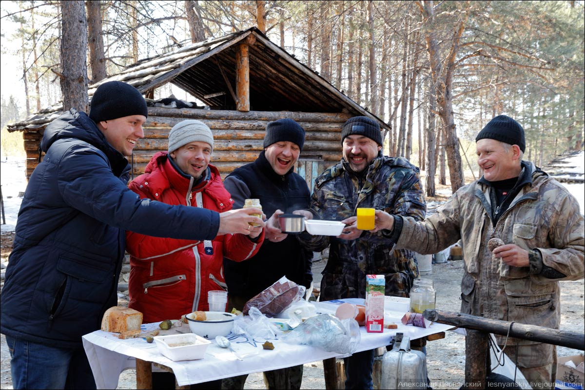 Пять физических состояний воды Уакита . Бурятия. Россия дальние дали