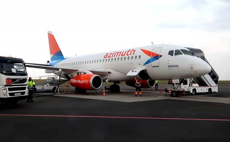 Пассажиров российского самолета в Тбилиси встретили провокационными вопросами