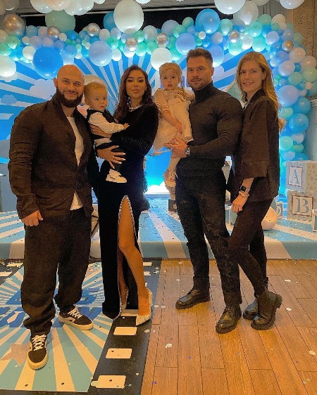 Оксана Самойлова и Джиган отметили первый день рождения сына Дети,Дети знаменитостей