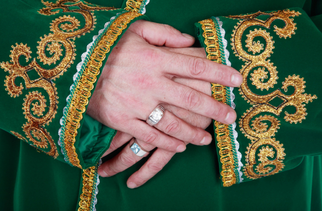 Одним можно, а другим нельзя:  гендерные запреты в разных странах 