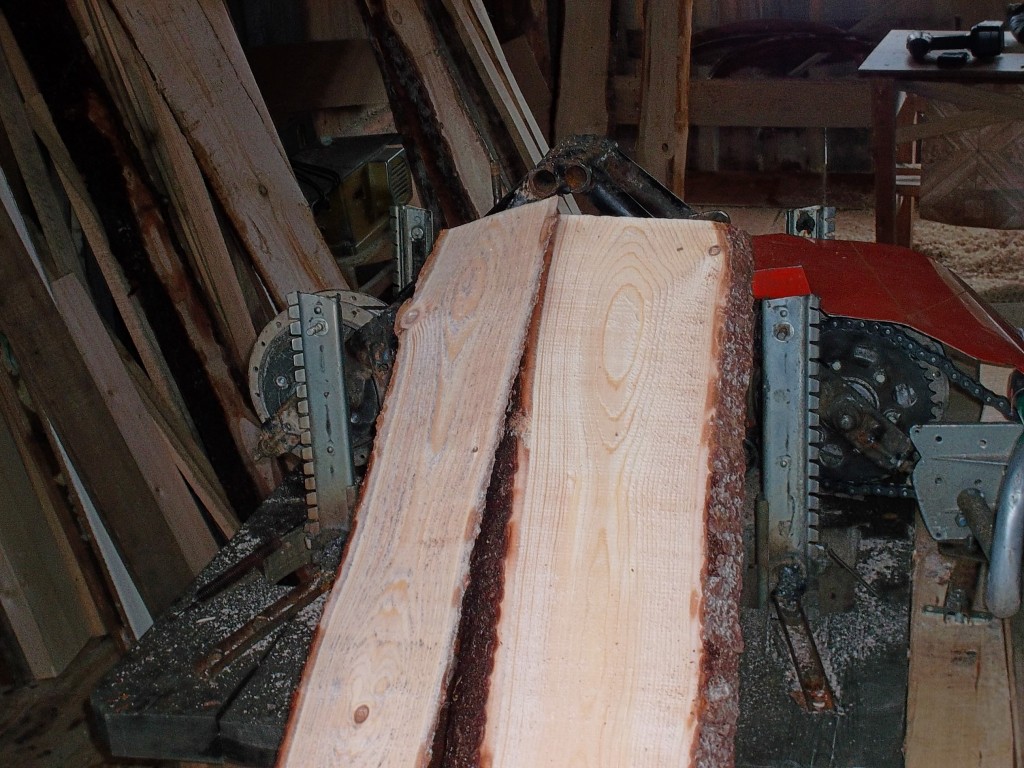 Домашняя пилорама своими руками из старого мотоцикла "Минск" Домашняя пилорама своими руками из старого мотоцикла "Минск" самоделкин