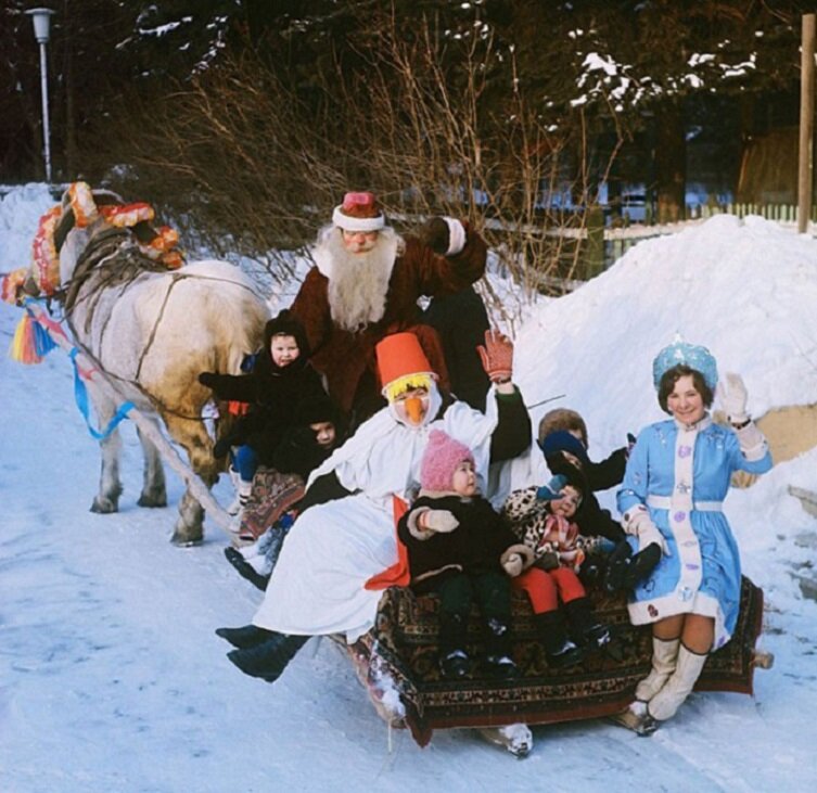 1970-е и первая половина 1980-х годов были самым спокойным временем в истории СССР и хотя его и называют «застоем», это совсем не так.-9