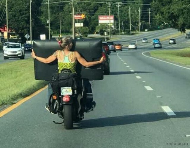 Сегодня – день рождения первого мотоцикла  Марки и модели,мотоциклы,юмор