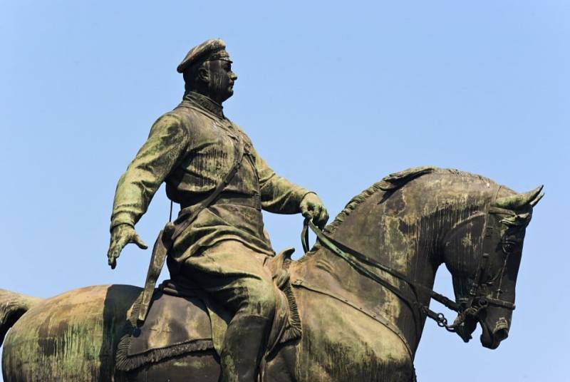 Про памятник Котовскому в Кишинёве и не только история