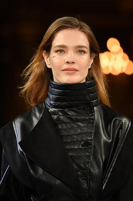 Неделя моды в Париже: Наталья Водянова, Тина Кунаки, Опра Уинфри на показе Stella McCartney осень-зима 20190/2020 Неделя моды в Париже: Наталья Водянова, Тина Кунаки, Опра Уинфри на показе Stella McCartney осень-зима 20190/2020 thereshegrows