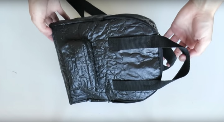 Нетривиальное использование мусорных мешков Нетривиальное использование мусорных мешков креатив,рукоделие,сделай сам,сумка из пакетов