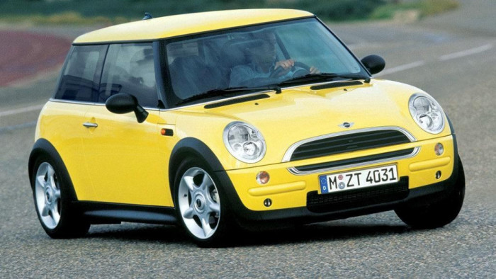 Обновленный MINI выпускается с 2001 года.