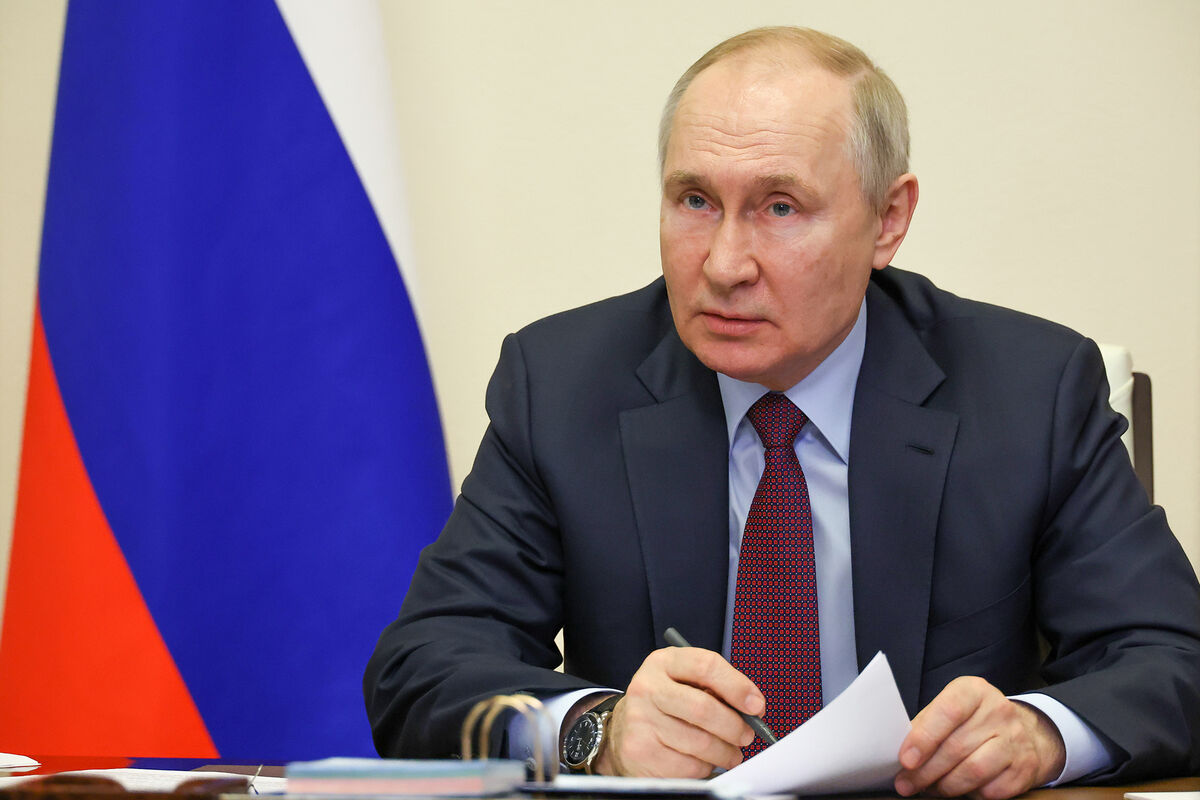 Песков: 24 апреля Путин проведет большое совещание по паводкам в регионах РФ