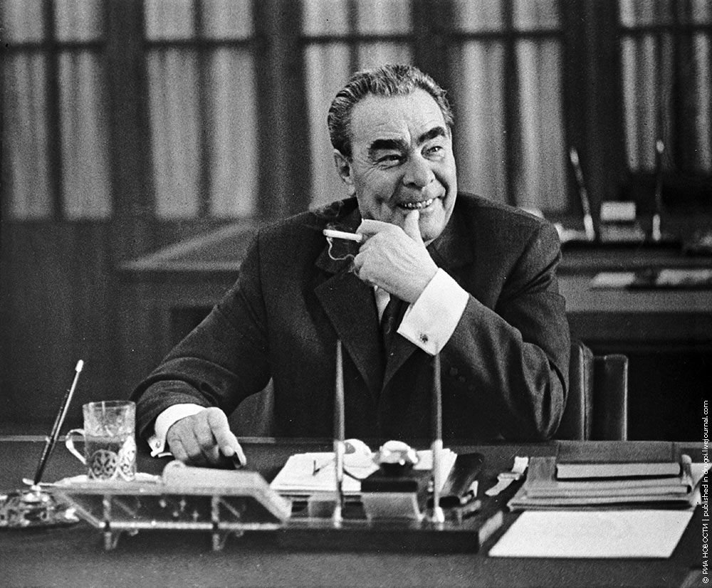 Неведомый лайфхак: 10 принципов работы по-советски Война и мир