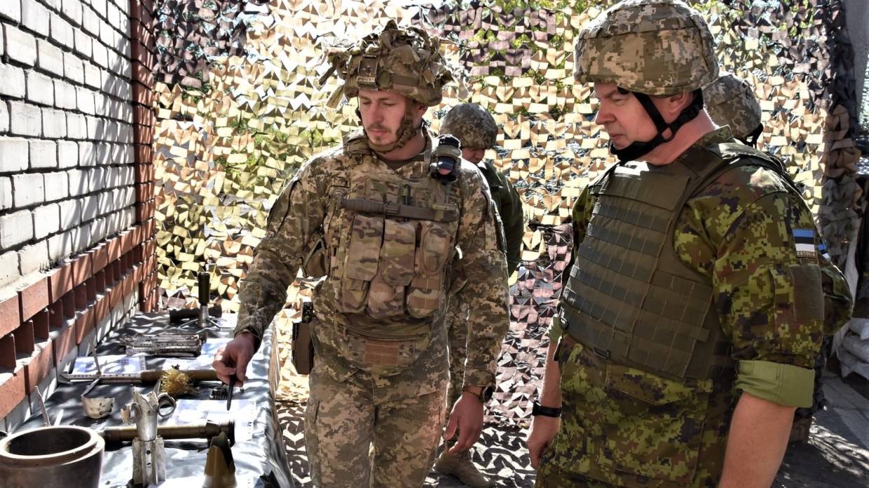 США ведут постоянные консультации с Украиной насчет ее потребностей в обороне