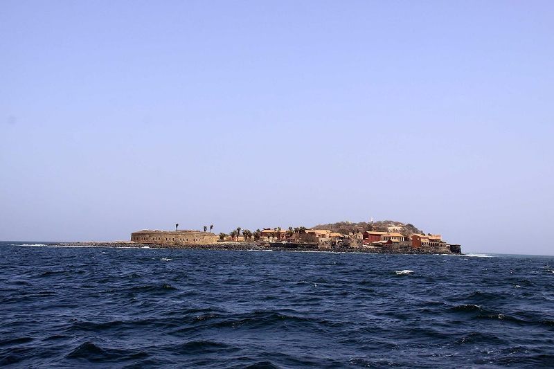 Остров Горе – главный рынок рабов на африканском побережье авиатур