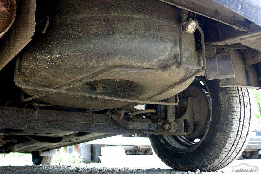 Поставить газ и слететь с гарантии. Как сделать "бюджетник" еще экономичнее? Поставить газ и слететь с гарантии. Как сделать "бюджетник" еще экономичнее? автомобили,автоновости,машины,ремонт,советы