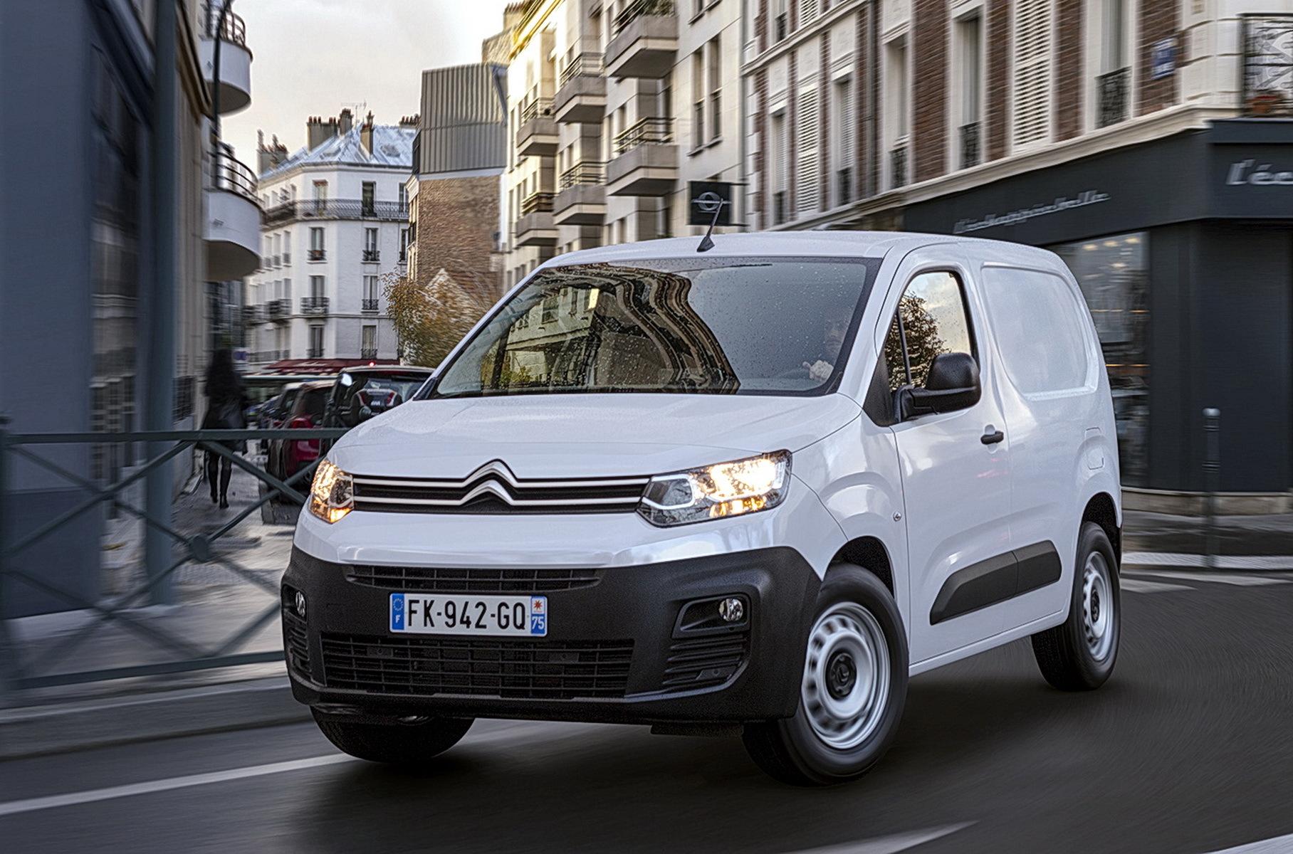 Представлен новый электрический фургон Citroen e-Berlingo Новости