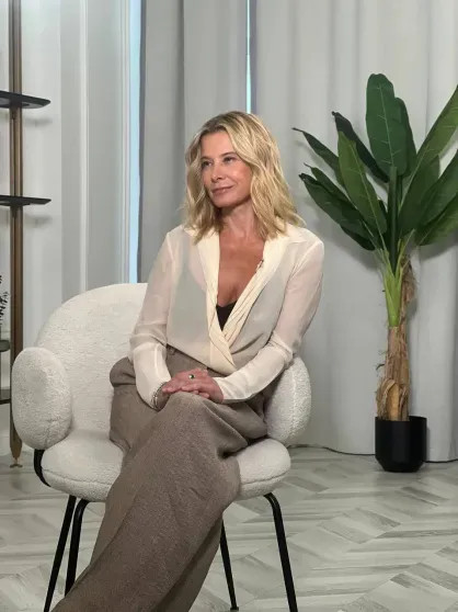 Юлия Высоцкая