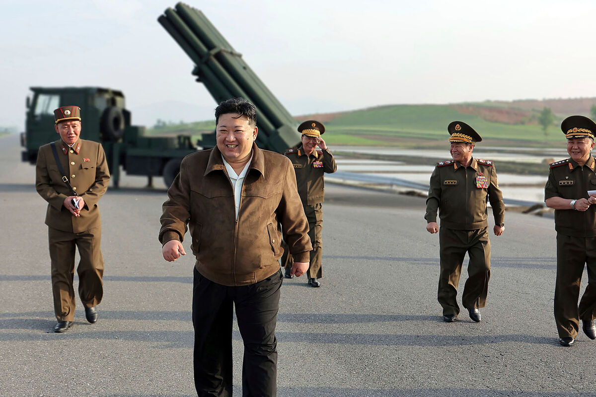 МИД России: Ким Чен Ын посетит РФ, когда будет база для подписания документов