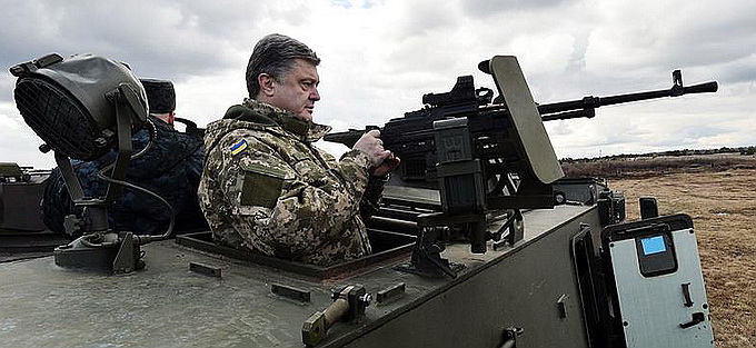 У Коломойского раскрыли, почему Порошенко хочет воевать с Донбассом