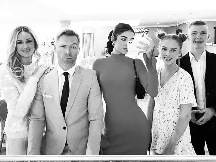 Певец Ронан Китинг стал отцом в пятый раз Певец Ронан Китинг стал отцом в пятый раз Дети,Дети знаменитостей