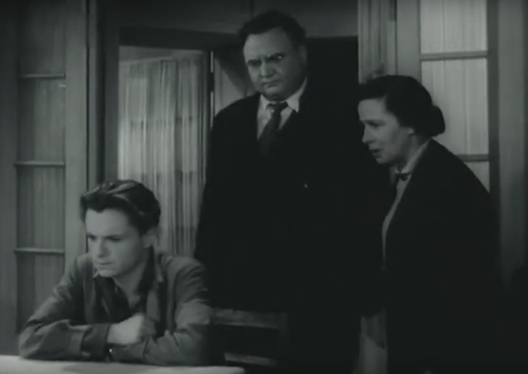 Стоит ли возвращать советское образование? Стоит ли возвращать советское образование? Блогеры,общество,Политика