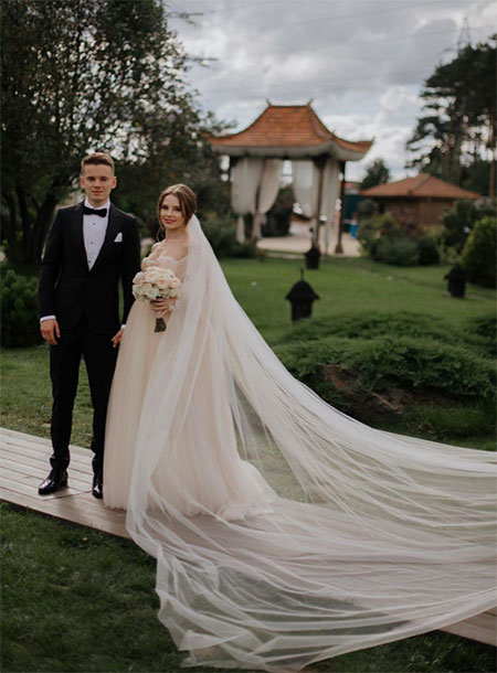 Сын Валерии Арсений Шульгин женился: как прошла пышная свадьба с участием звезд Свадьбы,Звездные свадьбы