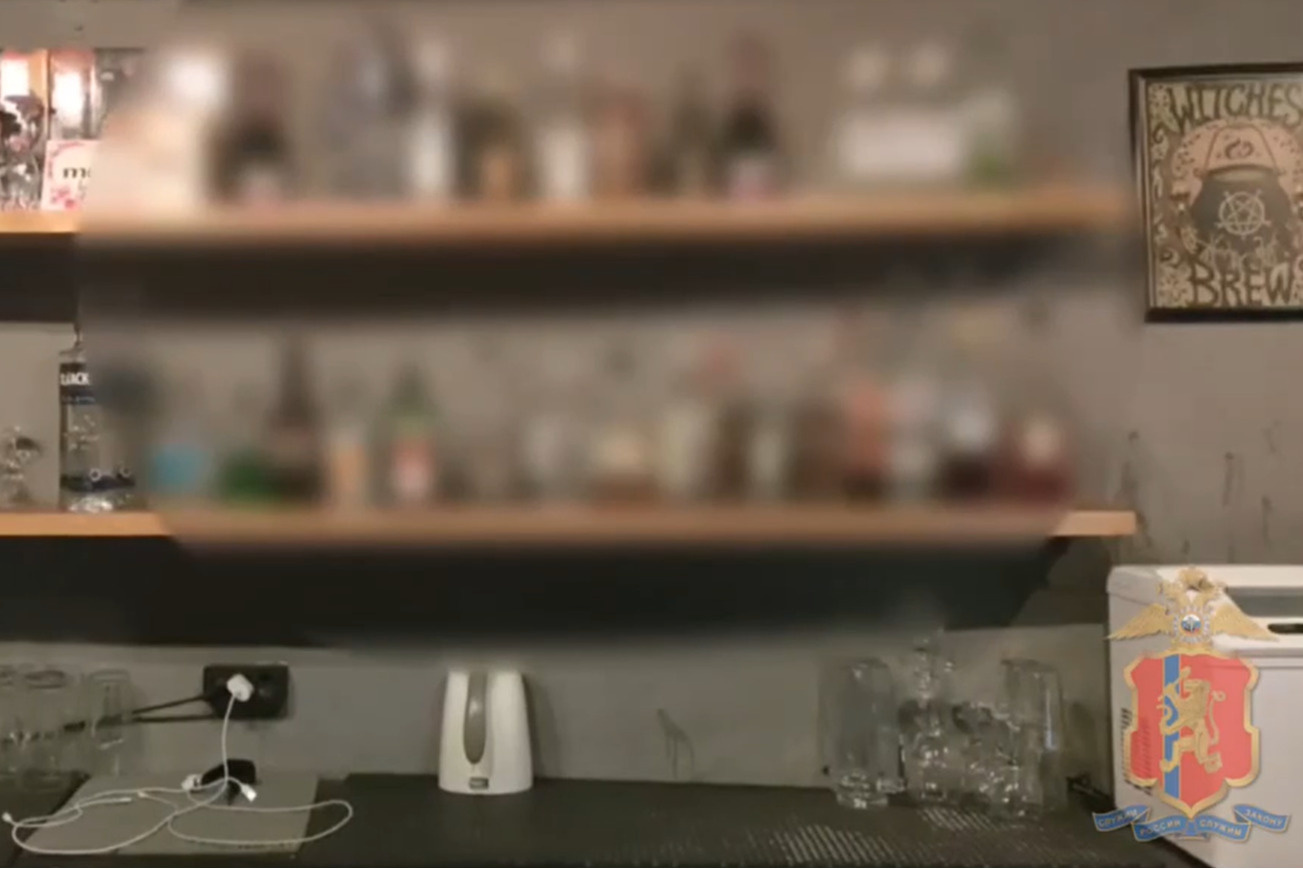 В Ачинске бар без лицензии продавал алкоголь подросткам
