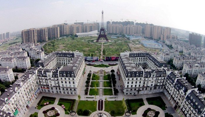 Оказывается, в Китае есть свой...Париж. /Фото: onetwotrip.com