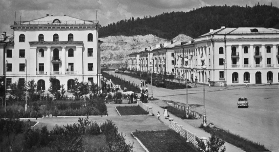 Размах и пульс жизни в глубинке СССР 50-тых , на примере городка Жигулевск Размах и пульс жизни в глубинке СССР 50-тых , на примере городка Жигулевск Война и мир