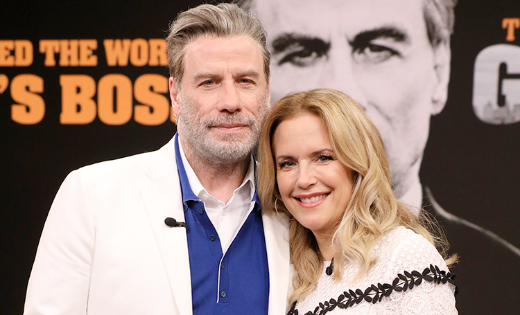 Жена Джона Траволты умерла в возрасте 57 лет