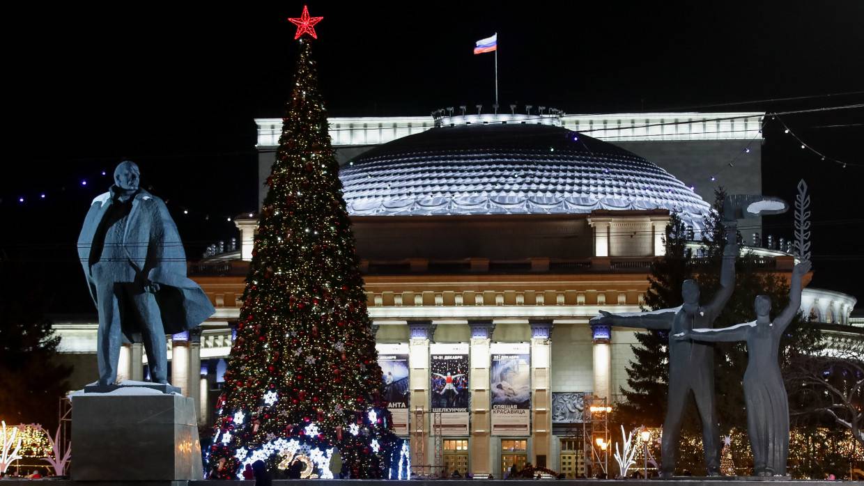 Новый год пришел в Кемерово, Абакан, Норильск, Красноярск и Новосибирск Общество