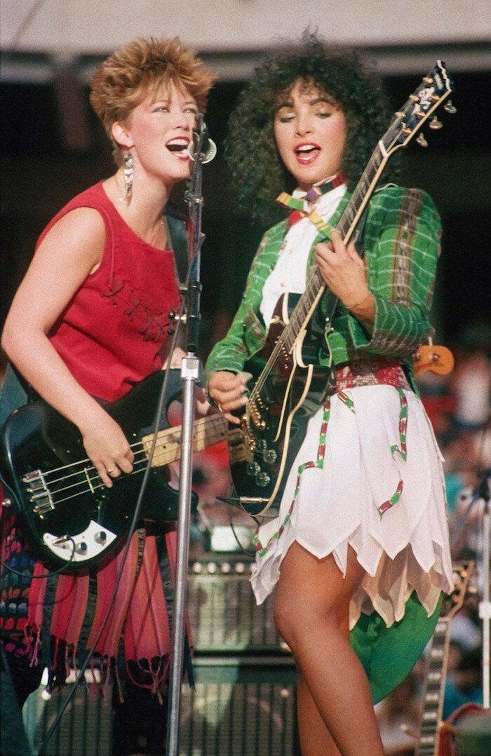 Фотограф, сделавший карьеру скрытой съёмкой на рок-концертах Фотограф, сделавший карьеру скрытой съёмкой на рок-концертах фотография