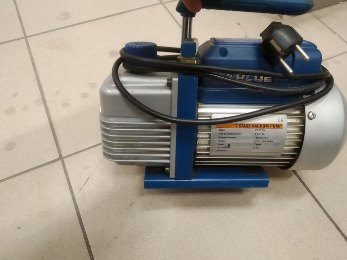 Заправка авто кондиционера Заправка авто кондиционера автомобили,Россия,советы