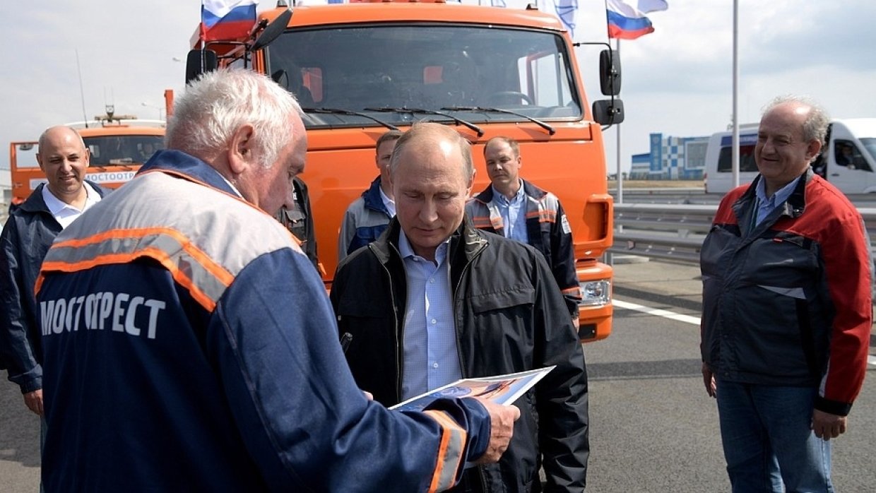 Санкции только усиливают поддержку Путина: The Times объяснила секрет популярности президента России